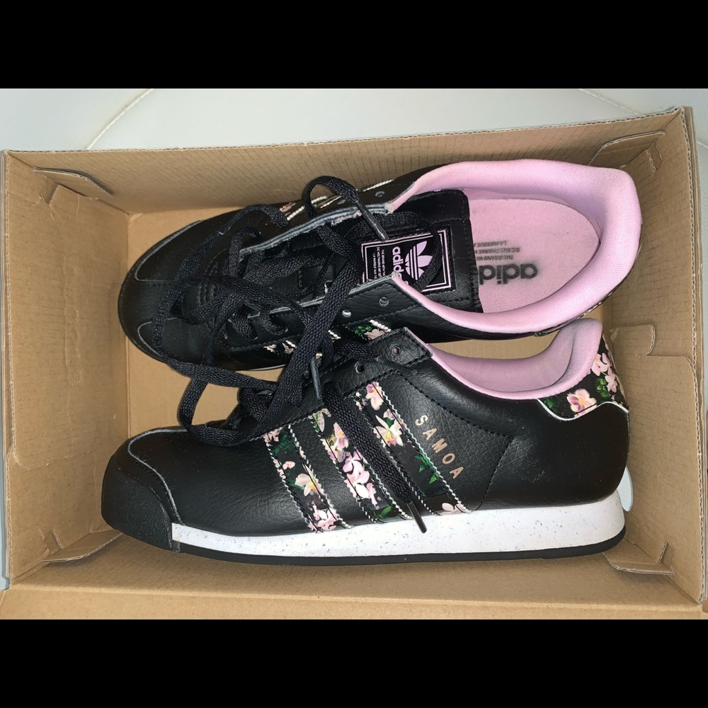 Adidas Samoa Sneakers